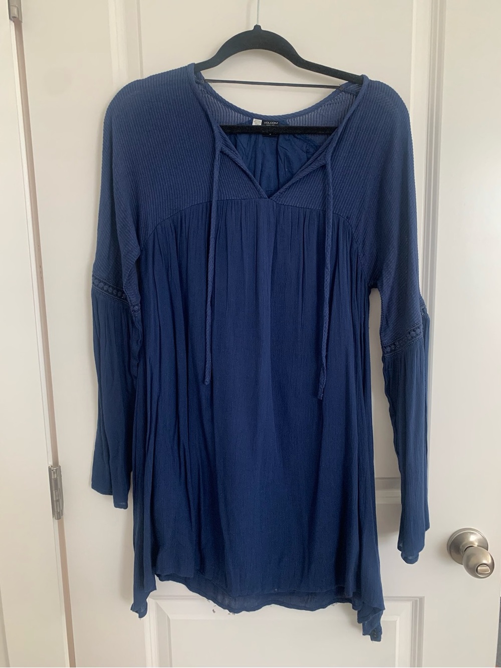 Volcom Peaceasy Navy Blue Long Sleeve Coastal Bohemian Shift Mini Dress Size XS